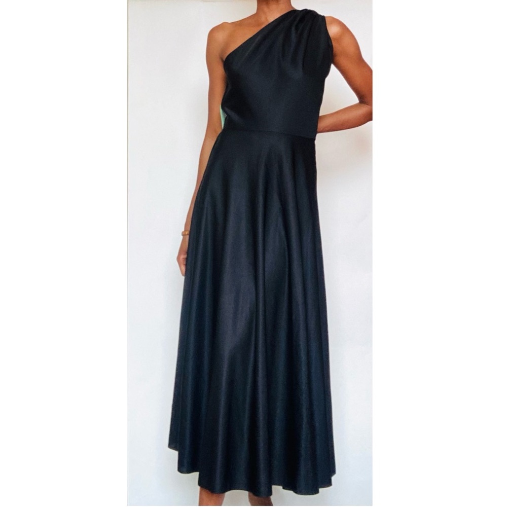 Black One shoulder midi dress size 6
